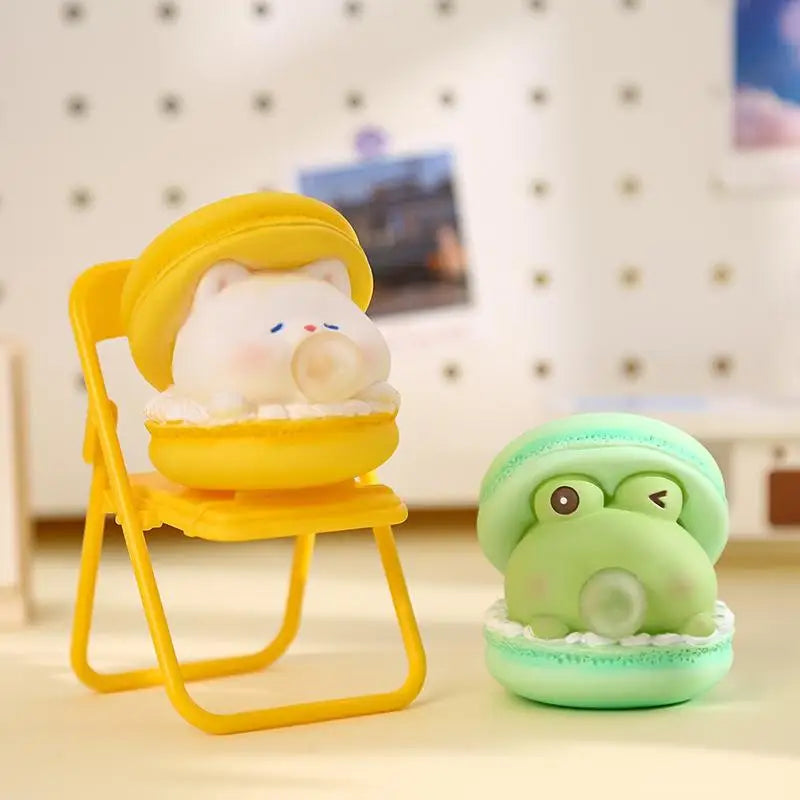 2Pcs Macaron Burger Bubble Blower Stress Relief Toys | Creative Cartoon Pinch Office Ornaments Decompression Gifts for Children